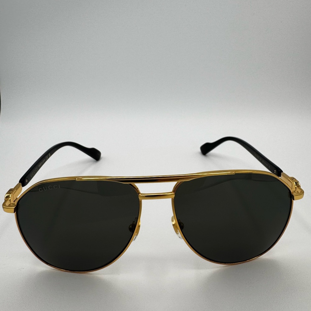 Gucci Gold Frame Sunglasses with Black Lenses - Picture 2 of 6